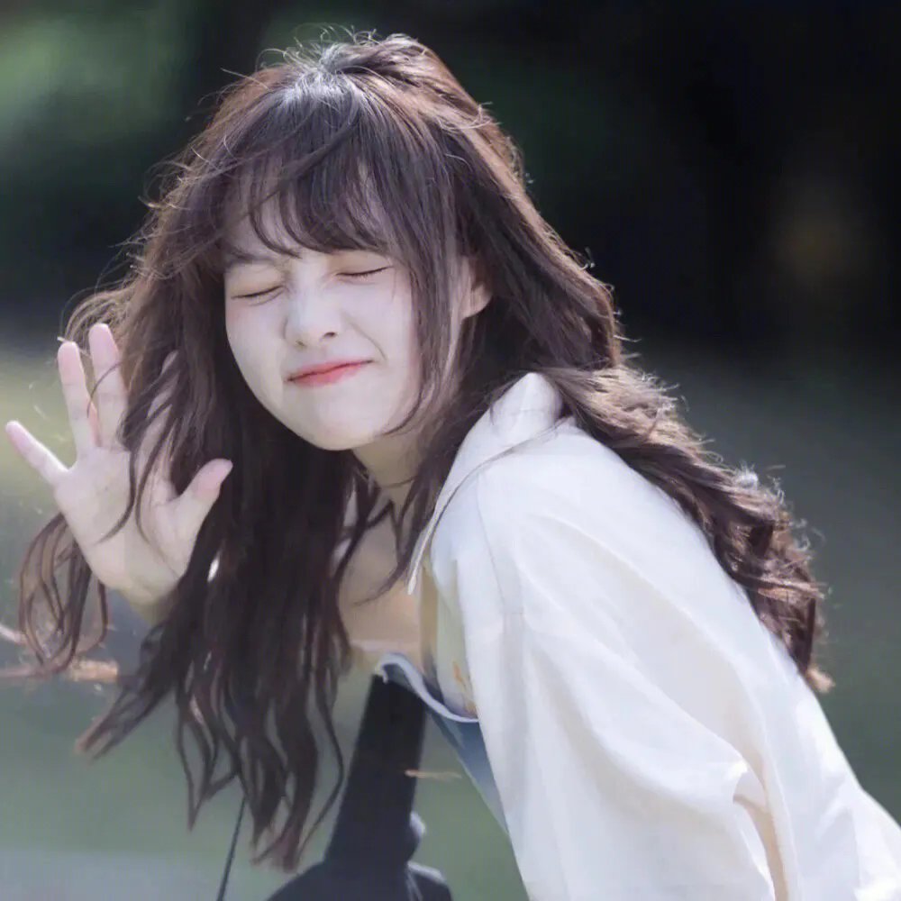 六座柴契尔夫人像